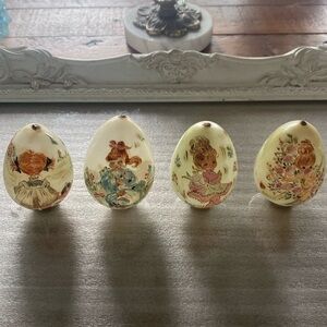 Vintage Set Of 4 Hand Painted Resin Eggs. An Adorable Set.